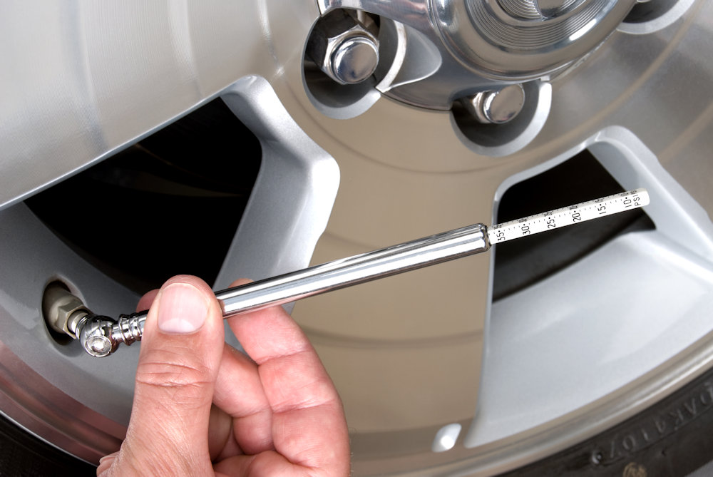 Car Pulls to One Side? A Systematic Diagnosis Guide